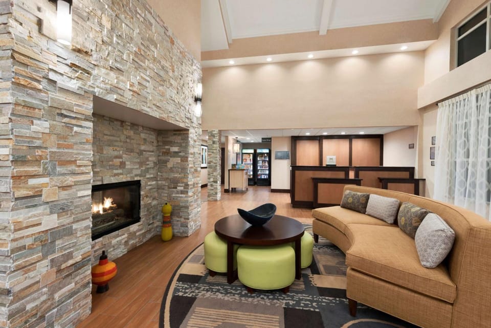 Homewood Suites by Hilton Columbus - Hilliard Hotel in Hilliard