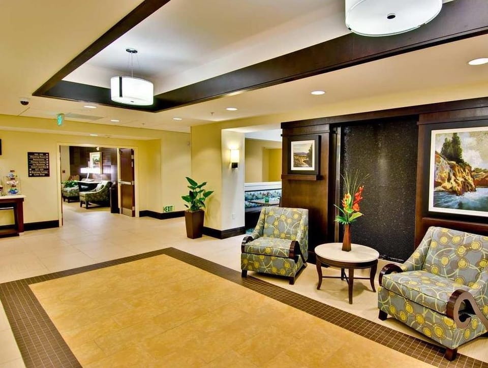 Hampton Inn & Suites by Hilton West Sacramento Hotel in West Sacramento