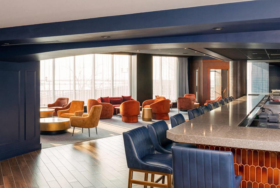 Bar/lounge