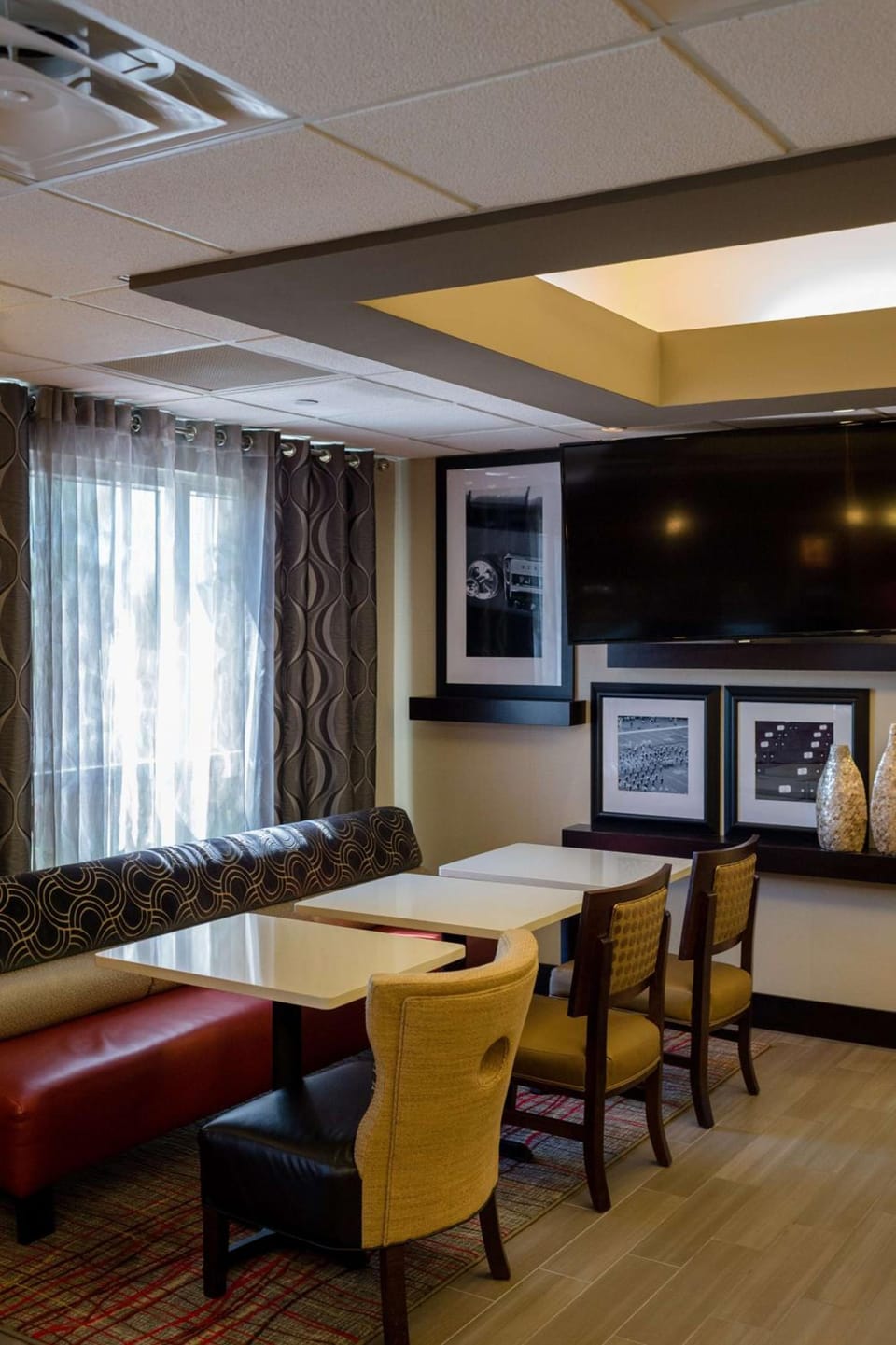 Hampton Inn Oxford-West Hotel in Oxford