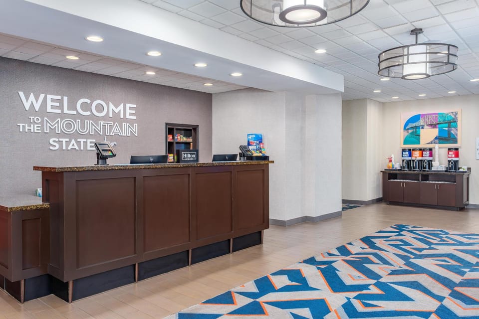 Hampton Inn & Suites Parkersburg Downtown Hotel in Parkersburg