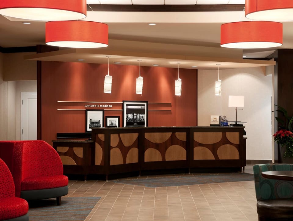 Hampton Inn & Suites Madison/Downtown Hotel in Madison