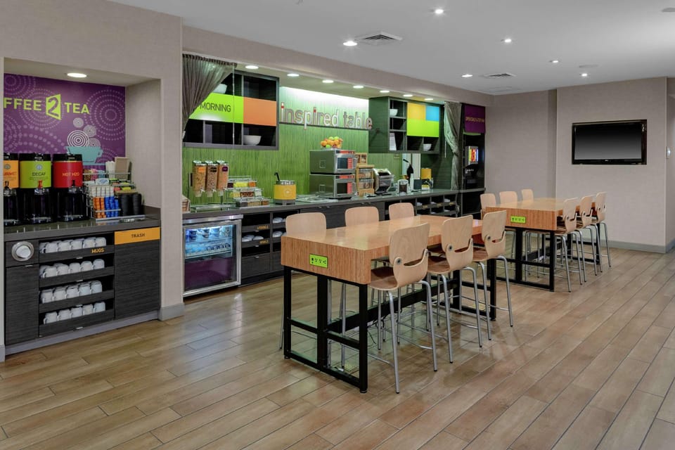 Home2 Suites by Hilton Fayetteville Fort Bragg Hotel in Fayetteville