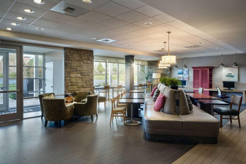 Home2 Suites by Hilton Bellingham Airport Hotel in Bellingham