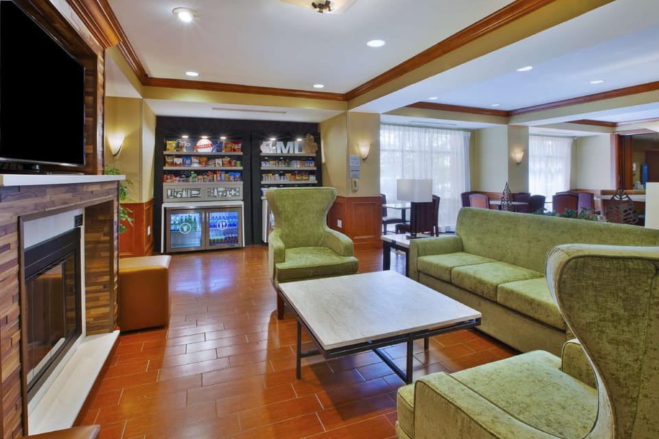 Hampton Inn by Hilton Commerce Novi Hotel in Lake Erie