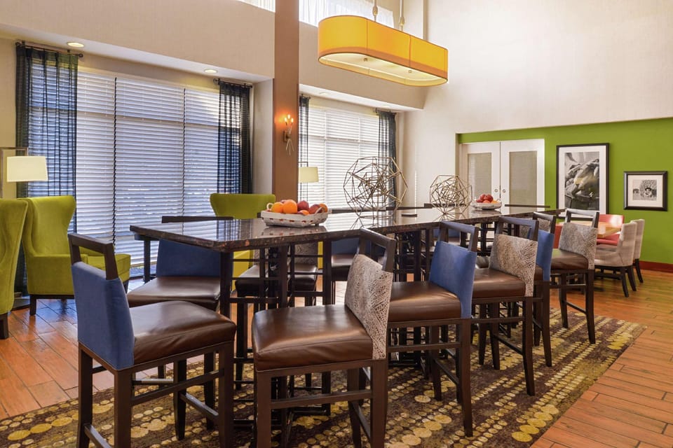 Hampton Inn & Suites Wilmington Hotel in Ohio