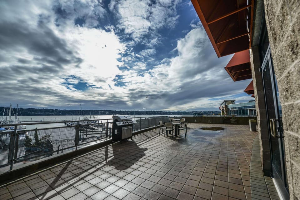 Hampton Inn & Suites Bremerton Hotel in Bremerton