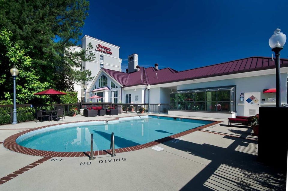 Hampton Inn & Suites Raleigh Cary Lenovo Center Hotel in Cedar Fork