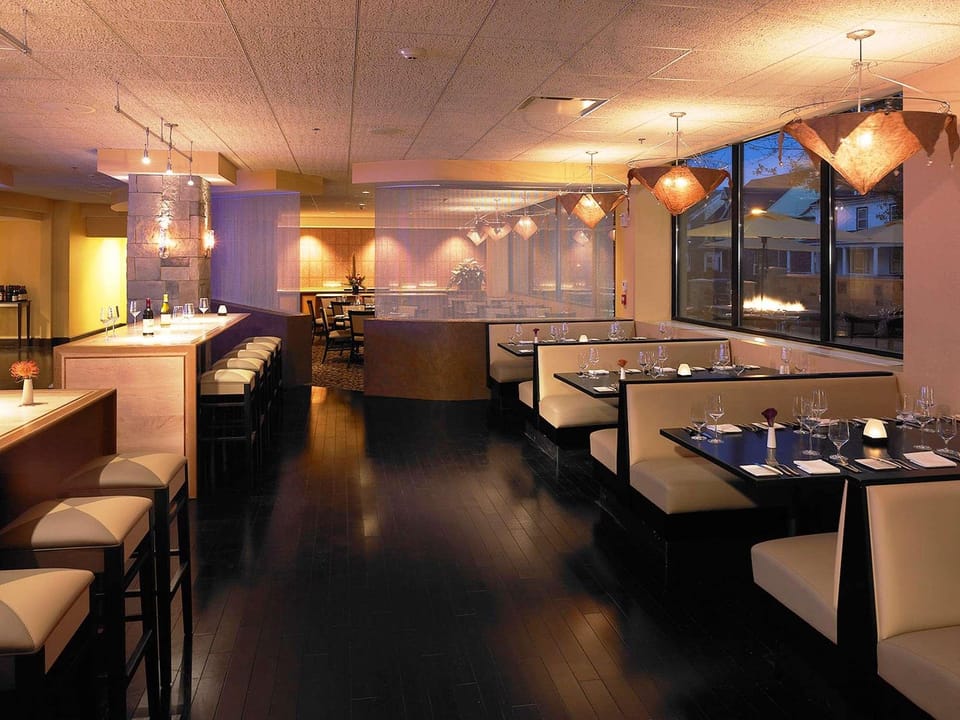 Bar/lounge