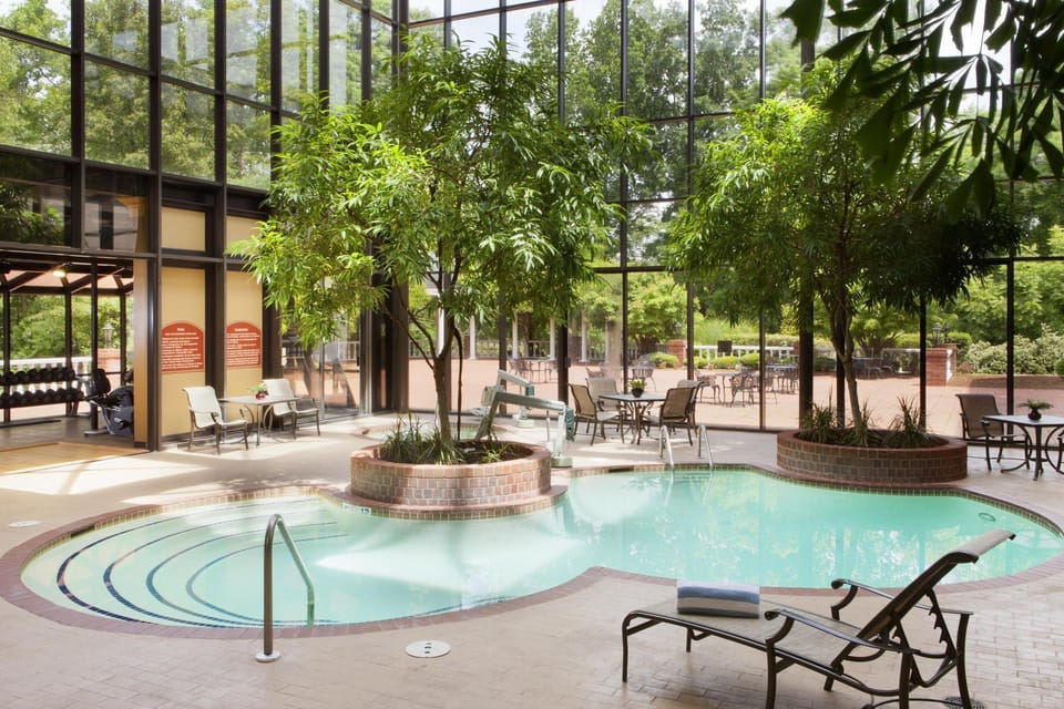 DoubleTree by Hilton Charlottesville Hotel in Shenandoah Valley