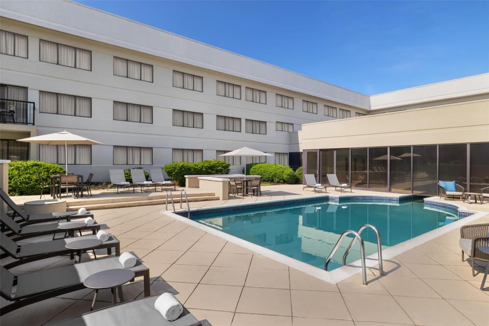 Homewood Suites by Hilton Indianapolis Carmel Hotel in Carmel
