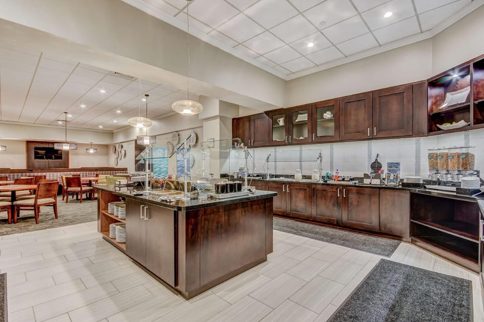 Homewood Suites by Hilton Indianapolis Carmel Hotel in Carmel