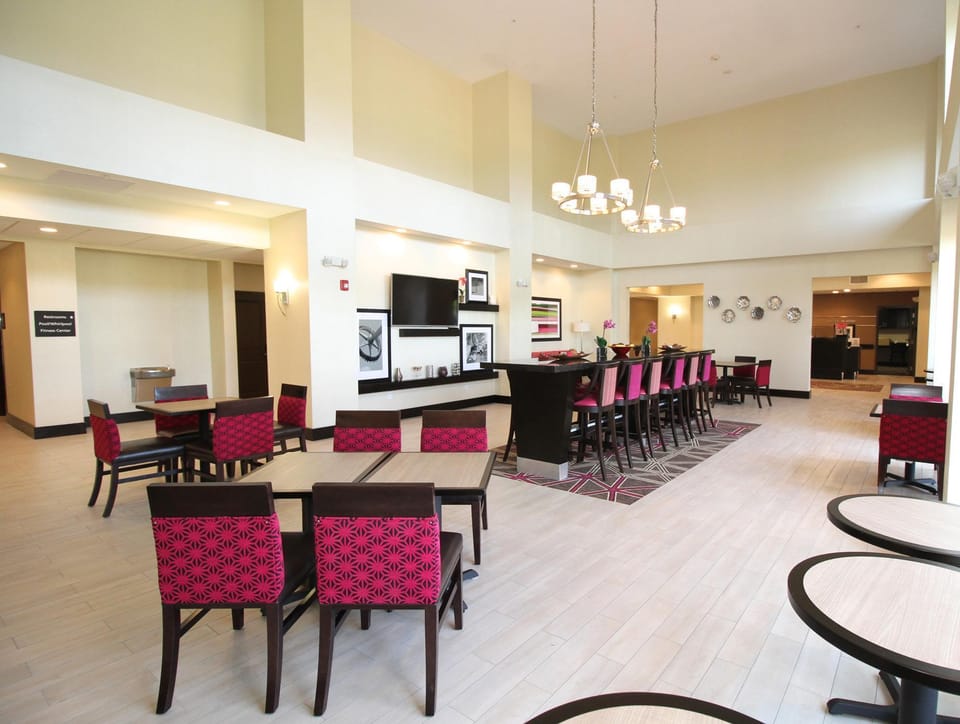Hampton Inn & Suites Sandusky/Milan Hotel in Ohio