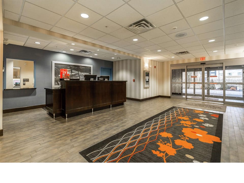 Hampton Inn & Suites by Hilton Lethbridge Hotel in Lethbridge