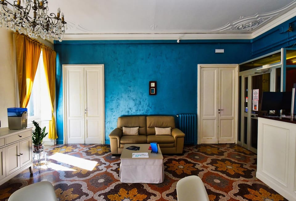 Hotel Suisse Hotel in Genoa