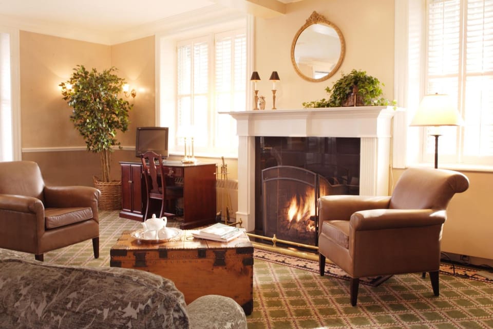The Gananoque Inn Hotel in Gananoque