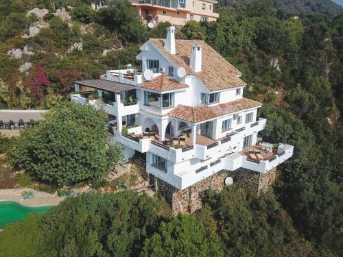B&B Muse Marbella Hotel in Sierra de las Nieves