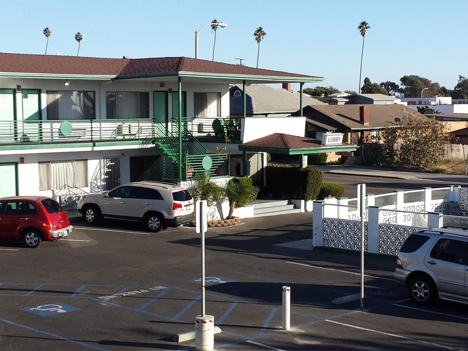 Travelers Beach Inn Motel in Ventura