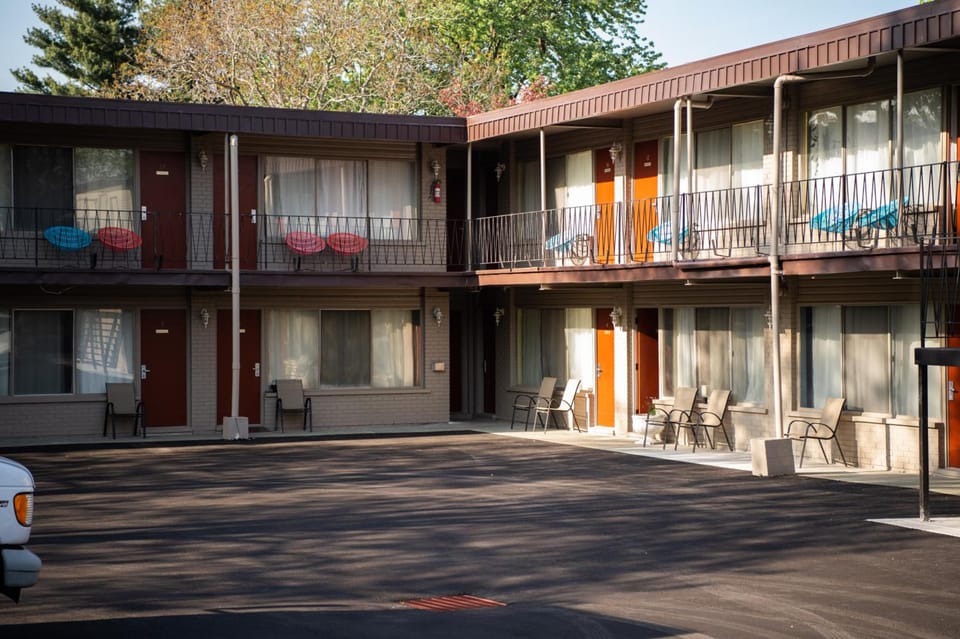 Advance Inn Motel in Niagara Falls