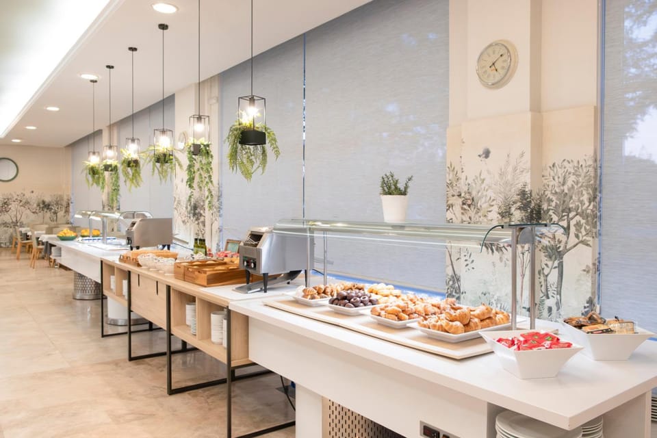 Aparthotel Cye Holiday Centre Apartment hotel in Salou