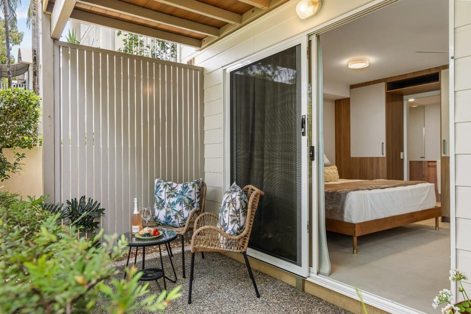 Noosa Outrigger Beach Resort Apartment hotel in Noosaville