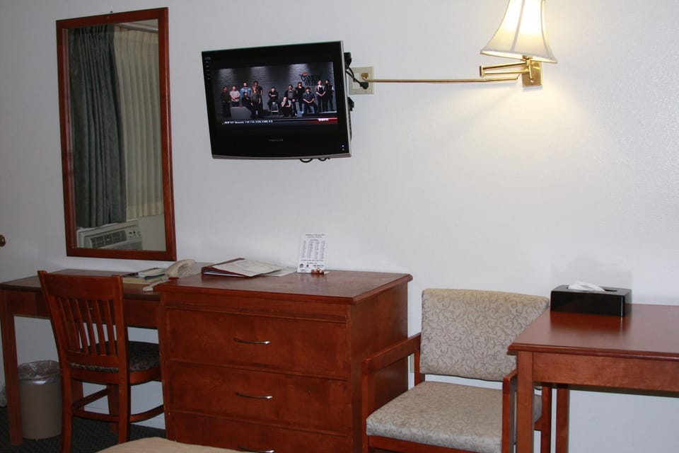 America Travel Inn Inn in Pullman