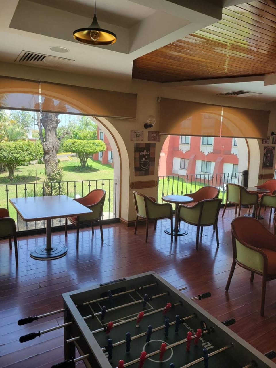 Bar/lounge