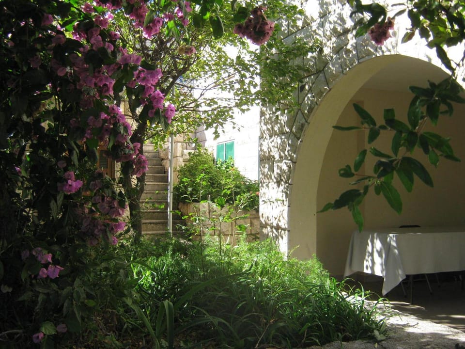 Apartments and Rooms Artemida Hotel in Dubrovnik