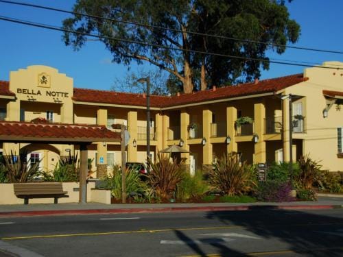 Bella Notte Inn Inn in Opal Cliffs