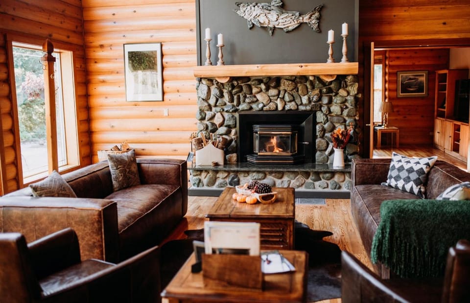 Cowichan River Wilderness Lodge Hotel in Lake Cowichan