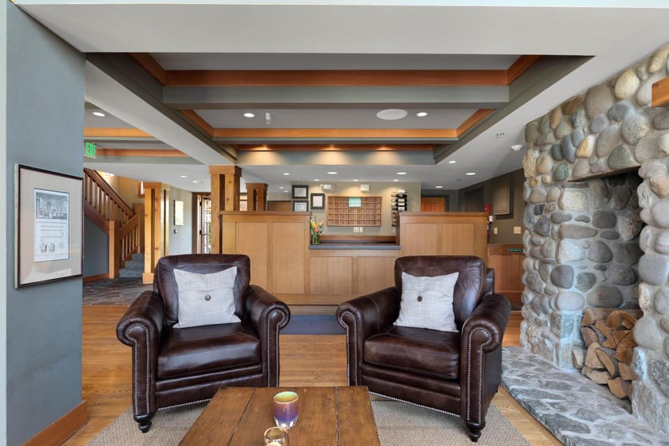 La Conner Channel Lodge Hotel in La Conner