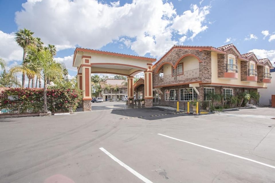 Best Host Inn Resort in Buena Park