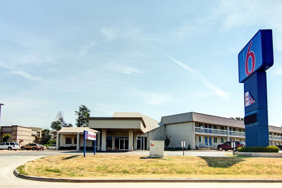 Motel 6 Mount Pleasant, TX Hotel in Texas