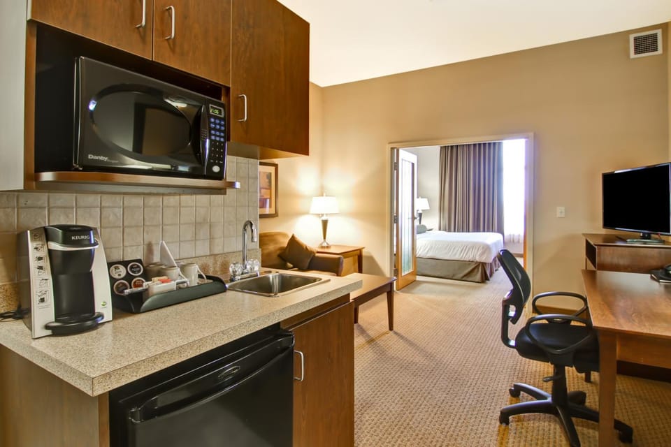 Canalta Oyen Hotel in Alberta