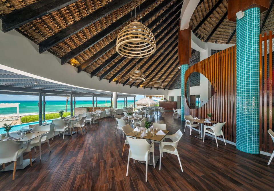 Royalton CHIC Punta Cana, An Autograph Collection All-Inclusive Resort & Casino, Adults Only Resort in Punta Cana