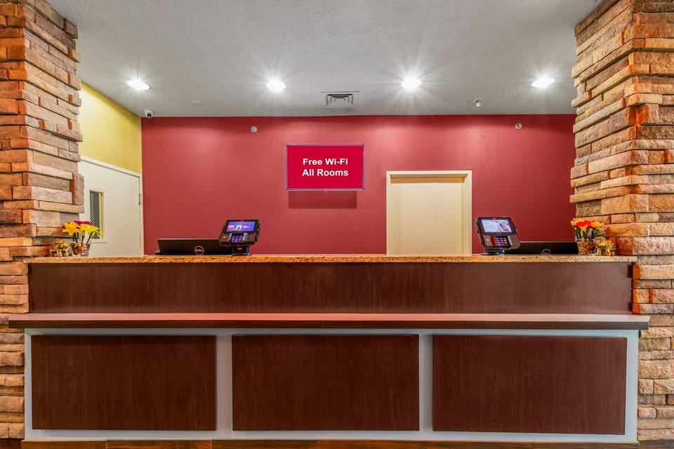 Red Roof Inn Georgetown, IN – Louisville West Hotel in Louisville