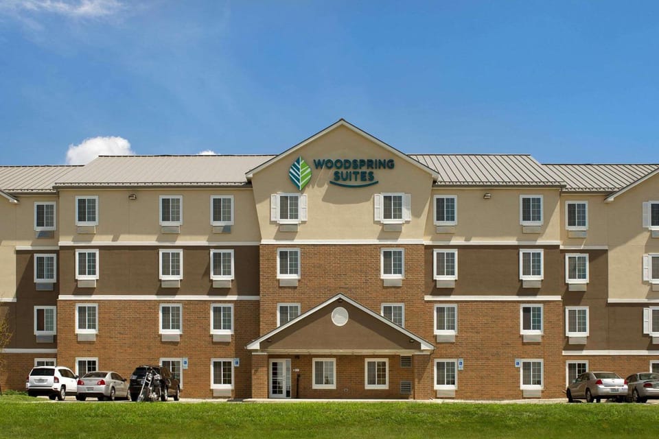 WoodSpring Suites Louisville Jeffersontown Resort in Jeffersontown