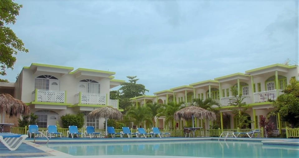 Fun Holiday Beach Resort Resort in Westmoreland Parish
