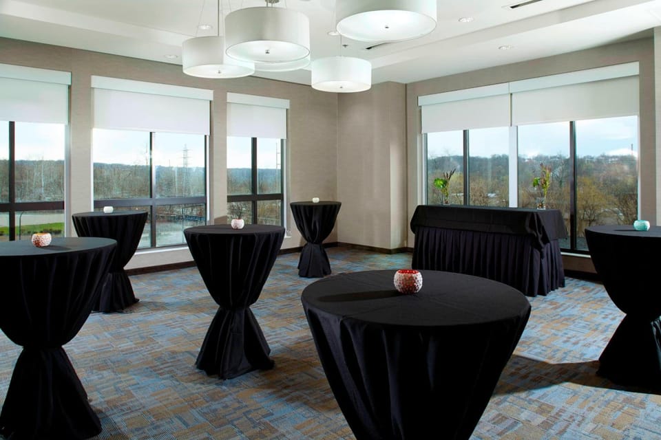 Courtyard by Marriott Akron Downtown Hotel in Akron