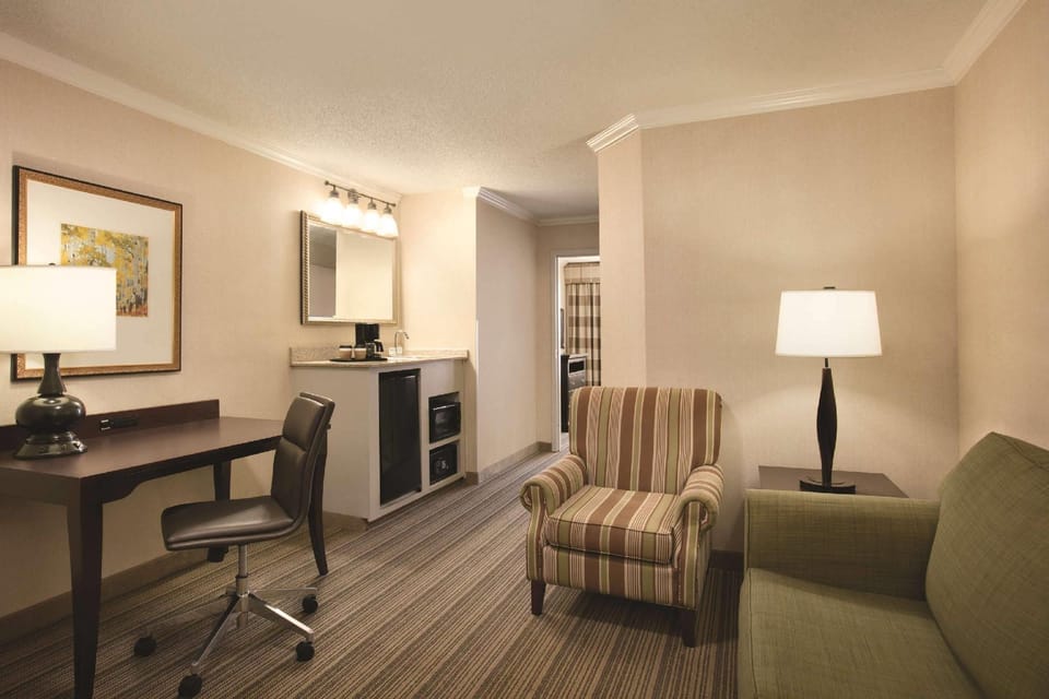 Suite room