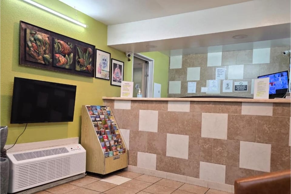 Capitol Inn by Belvilla Richmond Airport VA Hotel in Sandston