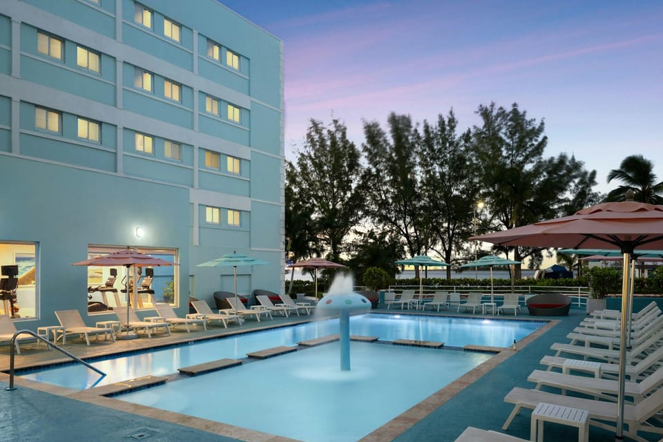 Swimming pool
