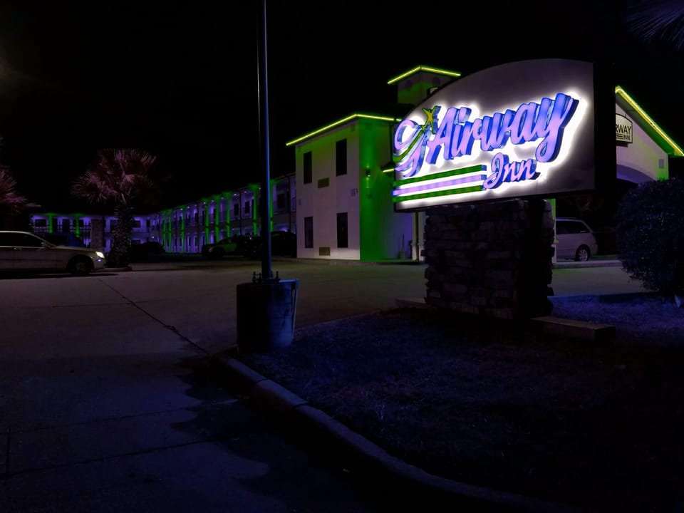 Airway Inn Inn in Houston