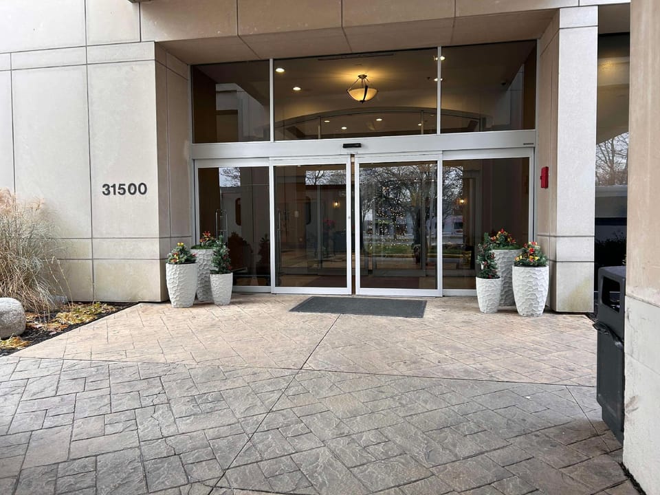 Skyline Hotel Detroit Airport, SureStay Collection by BW Hotel in Romulus