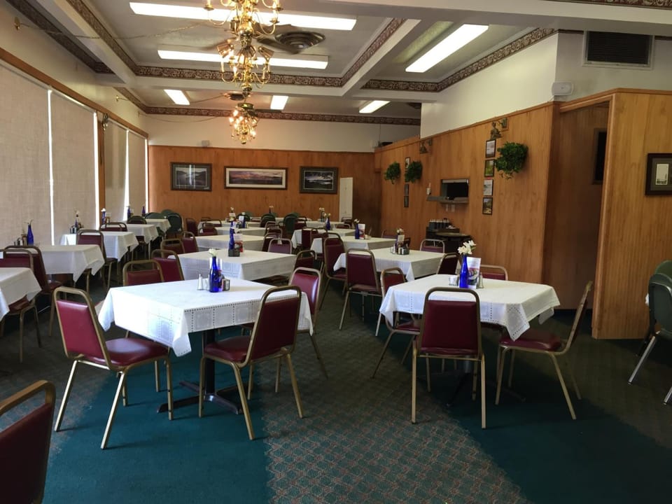 Lake Crest Inn Inn in Queensbury