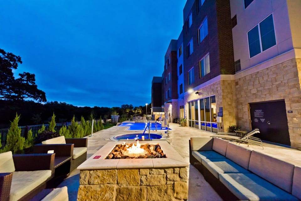 Residence Inn by Marriott Austin Southwest Hotel in Austin