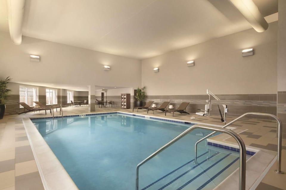 Hyatt Place Chicago Ohare Airport Hotel in Rosemont