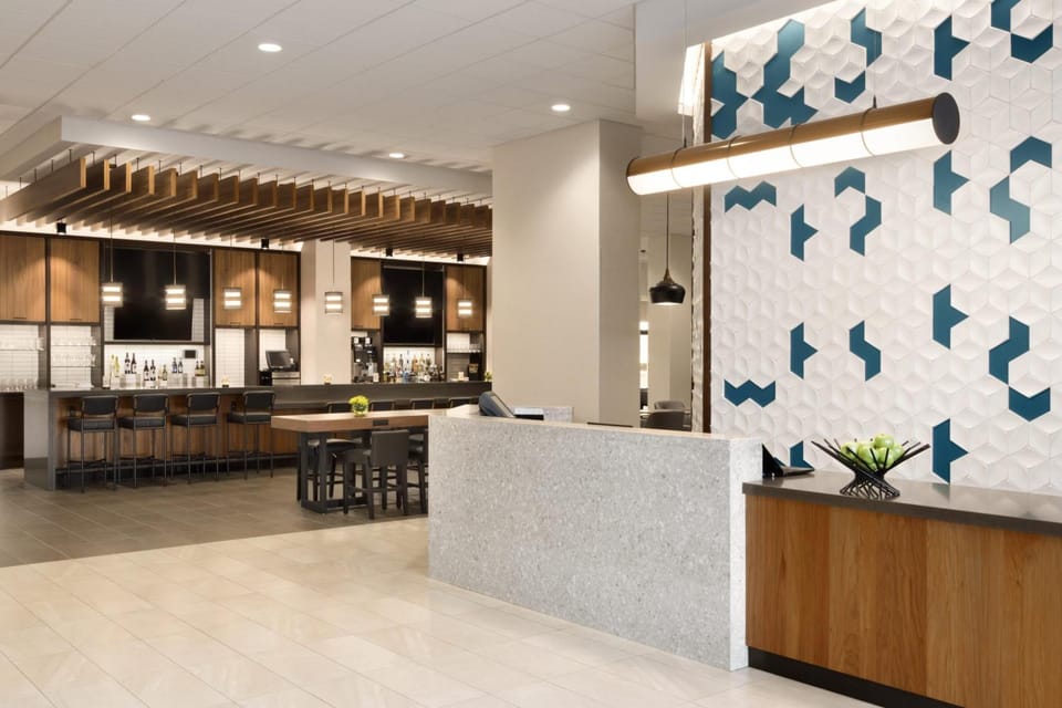 Hyatt Place Chicago Ohare Airport Hotel in Rosemont
