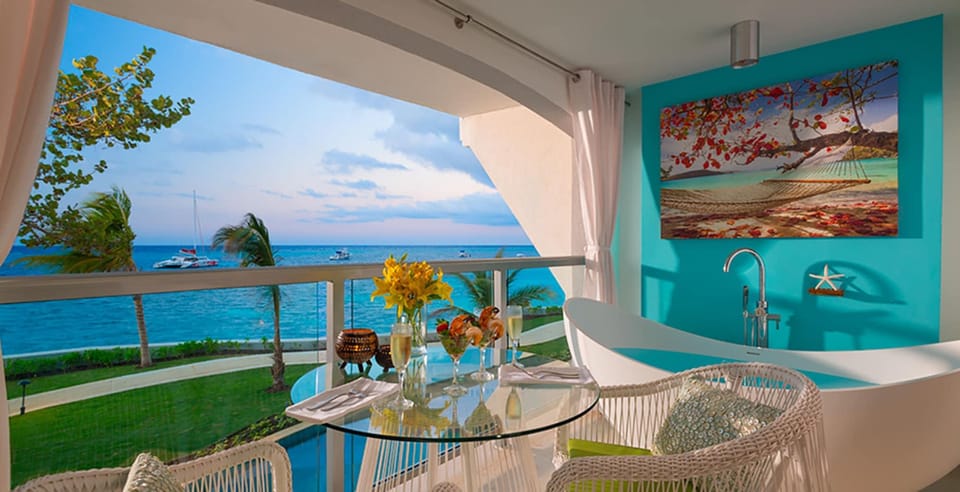 Sandals Montego Bay - Couples Only Resort in Montego Bay