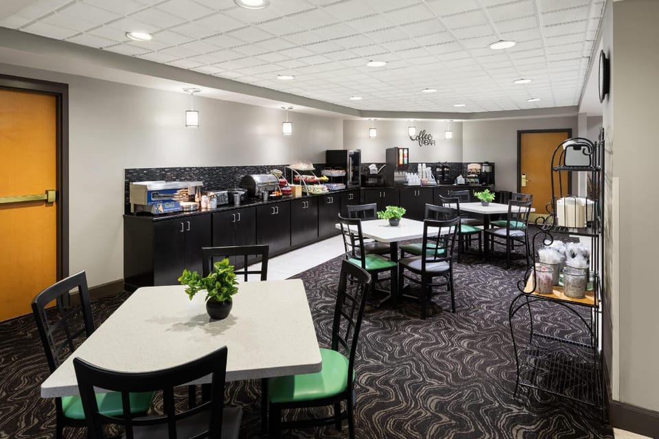Wingate by Wyndham Little Rock Hotel in Little Rock
